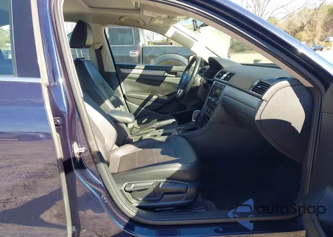 2015 Volkswagen Passat 2.0L Tdi Se z USA, uszkodzony, nr VIN 1VWBV7A37FC085113